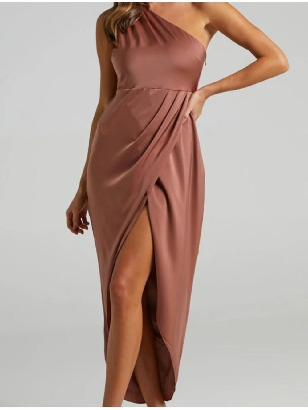 Showpo One-Shoulder dusty rose color mauve size US 10 formal satin EUR 42
